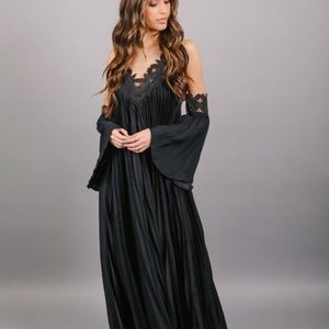 Vici Dolls Elegant Encounters Black Maxi